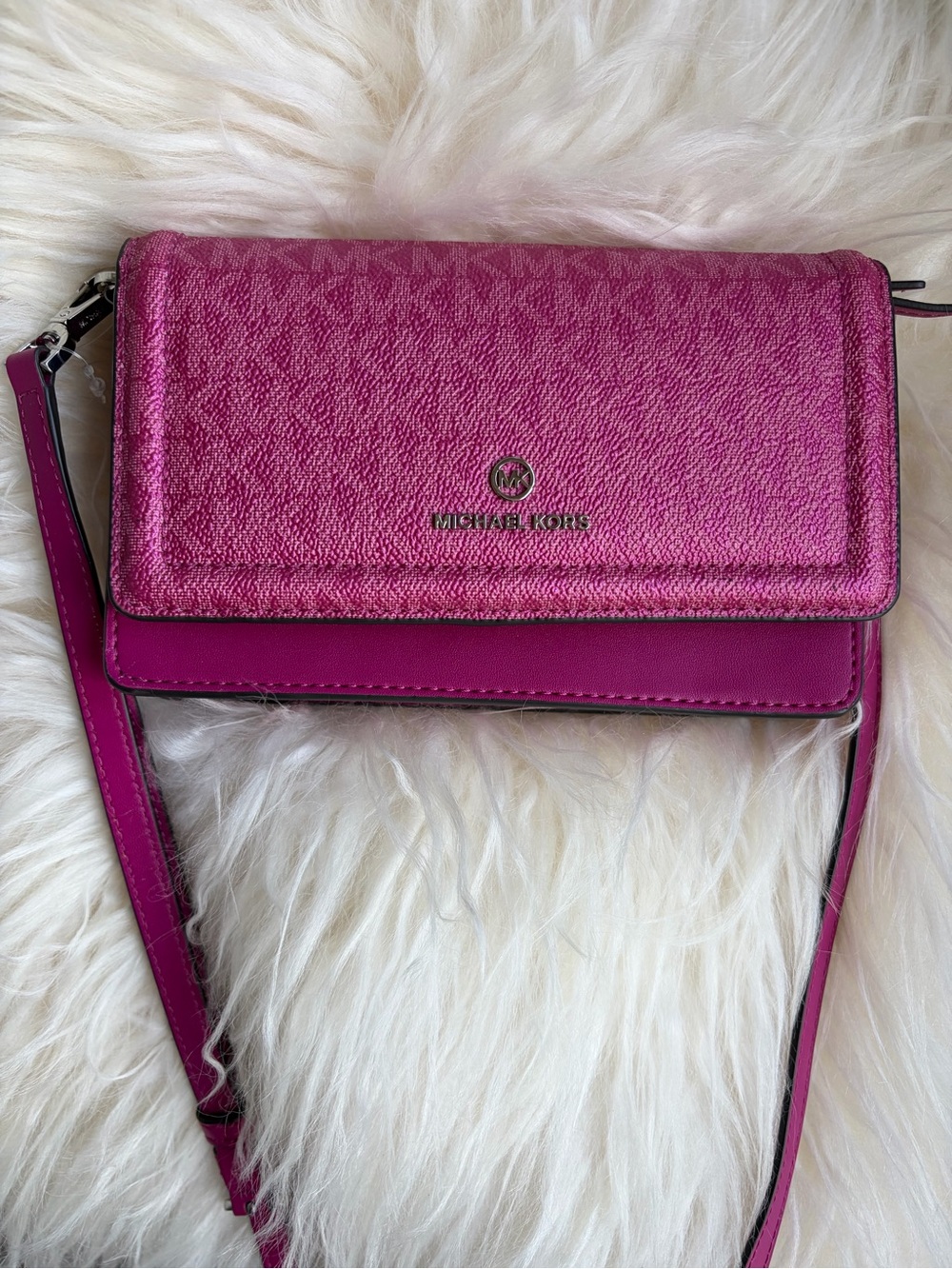 Marc Jacobs Pink Leather Crossbody Wallet